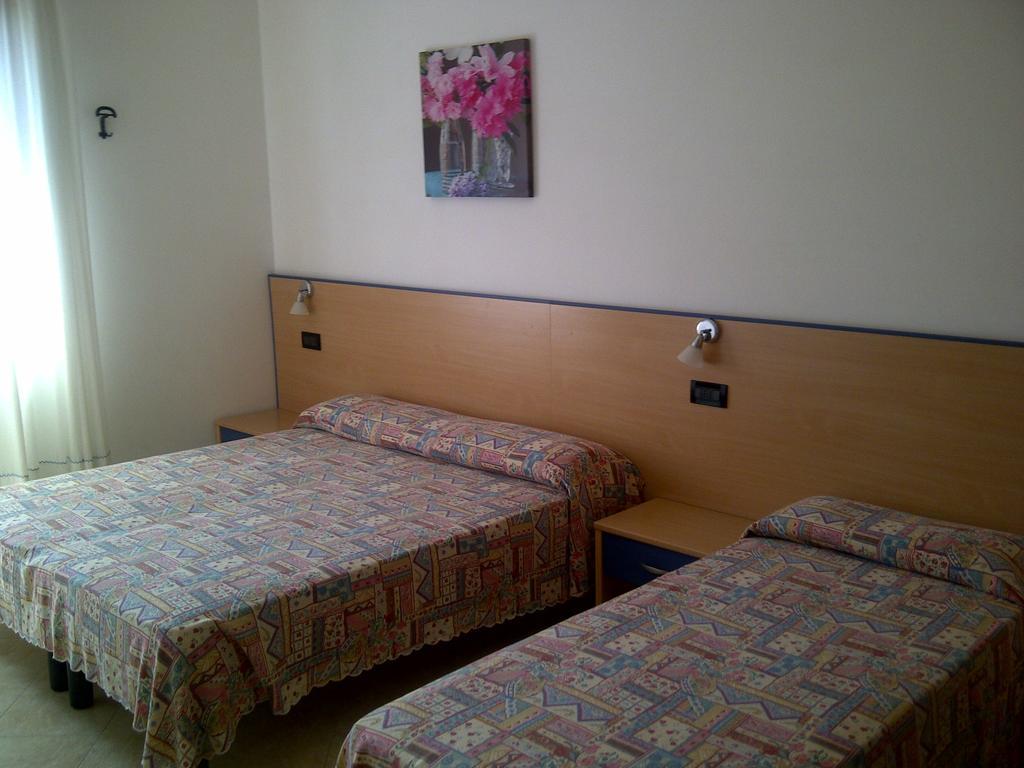 Residence Vecchio Faro Cavallino-Treporti Rum bild
