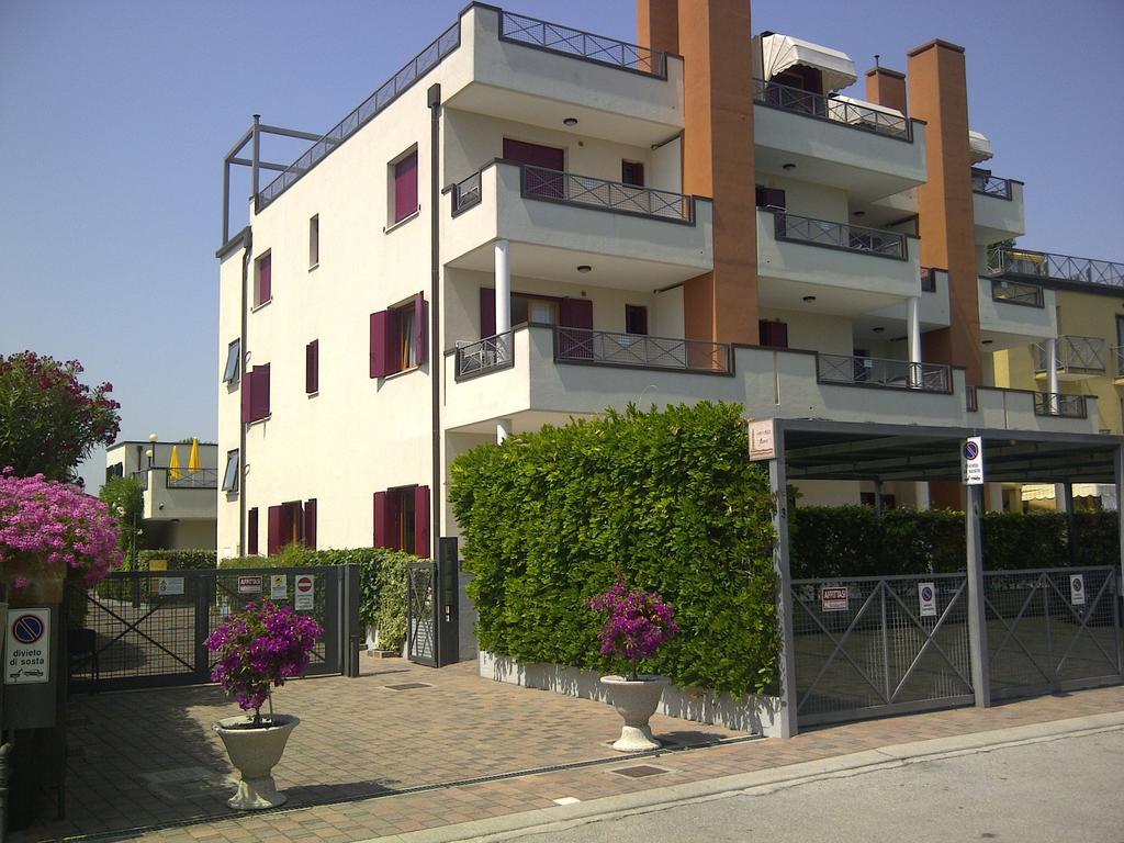 Residence Vecchio Faro Cavallino-Treporti Rum bild